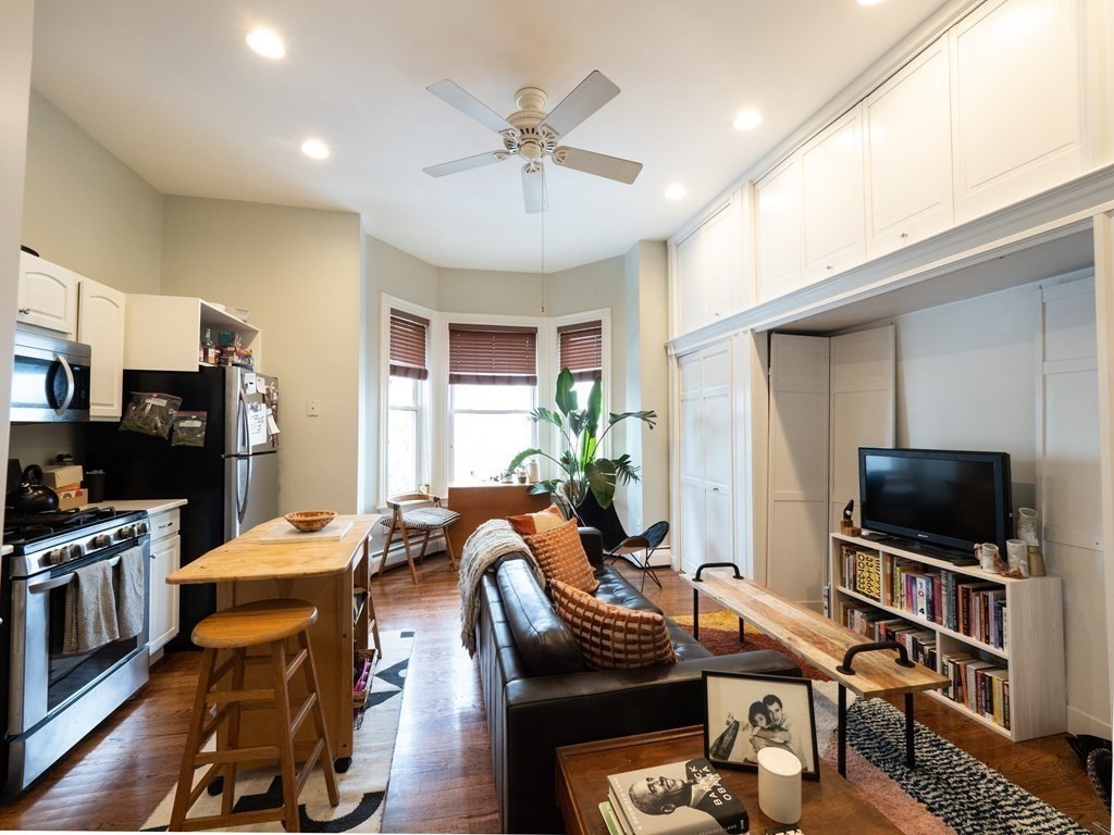 25 Fort Ave # 2