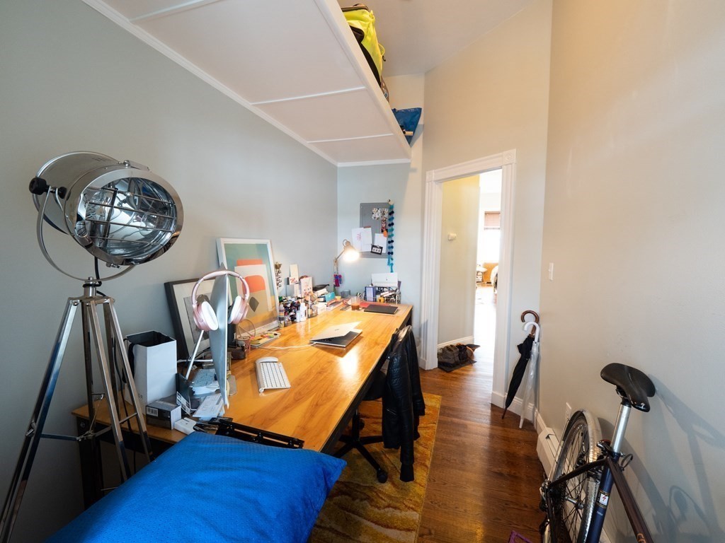 25 Fort Ave # 2