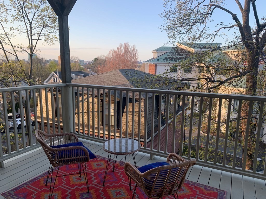 25 Fort Ave # 2