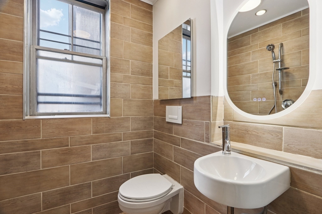 535-539 Shawmut Ave # 5