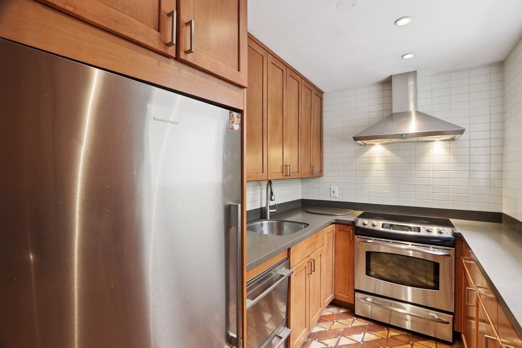 535-539 Shawmut Ave # 5