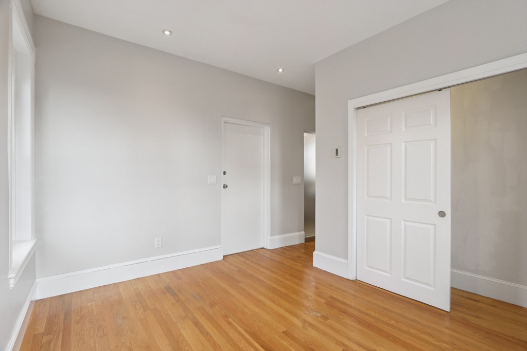 535-539 Shawmut Ave # 5