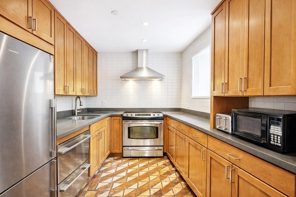 535-539 Shawmut Ave # 5