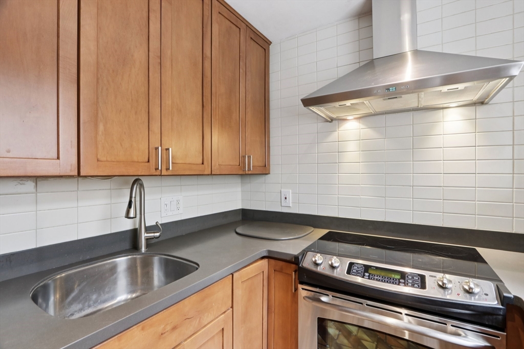 535-539 Shawmut Ave # 5