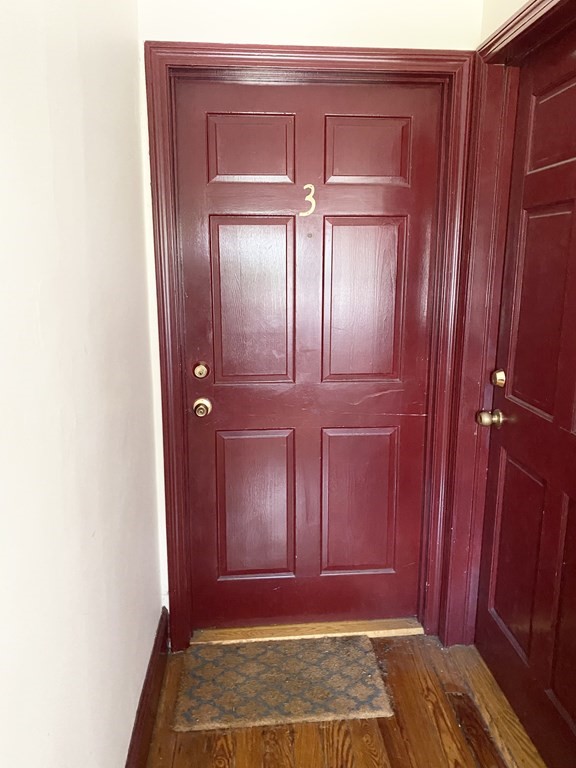 135 Central St # 3