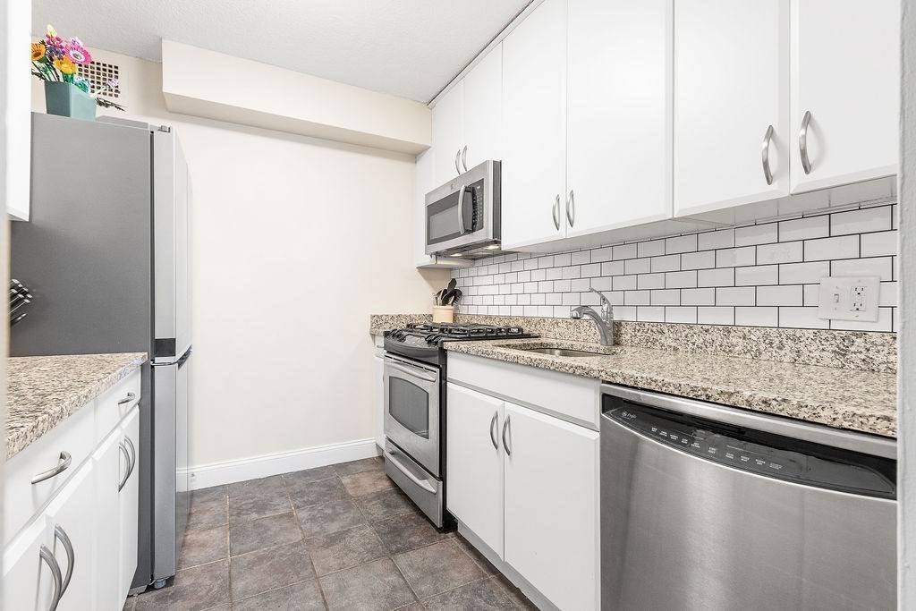 33 Pond Ave # 524