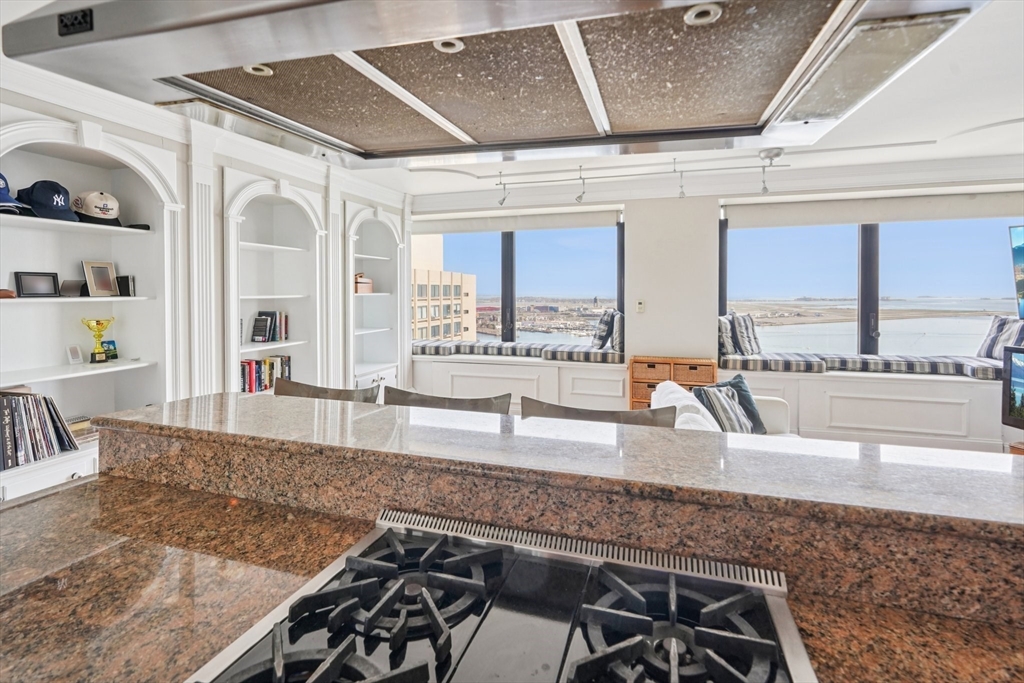 65 East India Row Unit: PHE