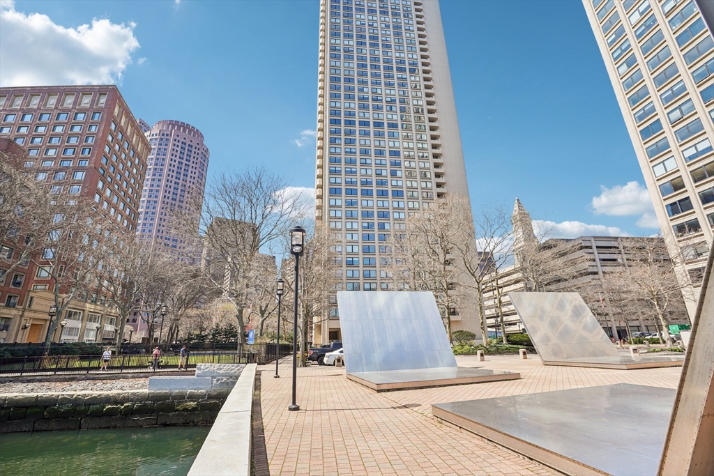 65 East India Row Unit: PHE