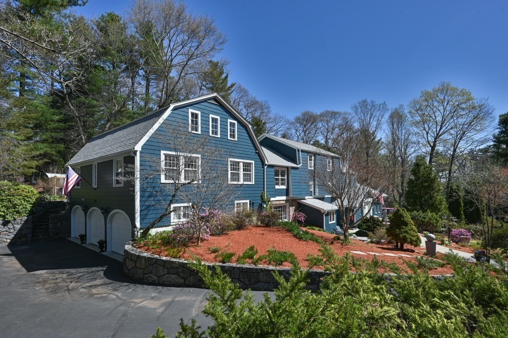 25 Pleasant St