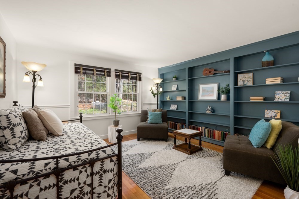 25 Pleasant St