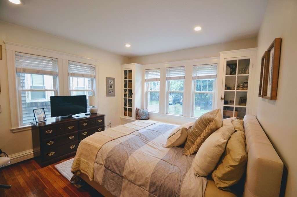 103 Welles Ave # 1L