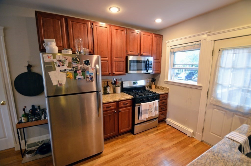 103 Welles Ave # 1L