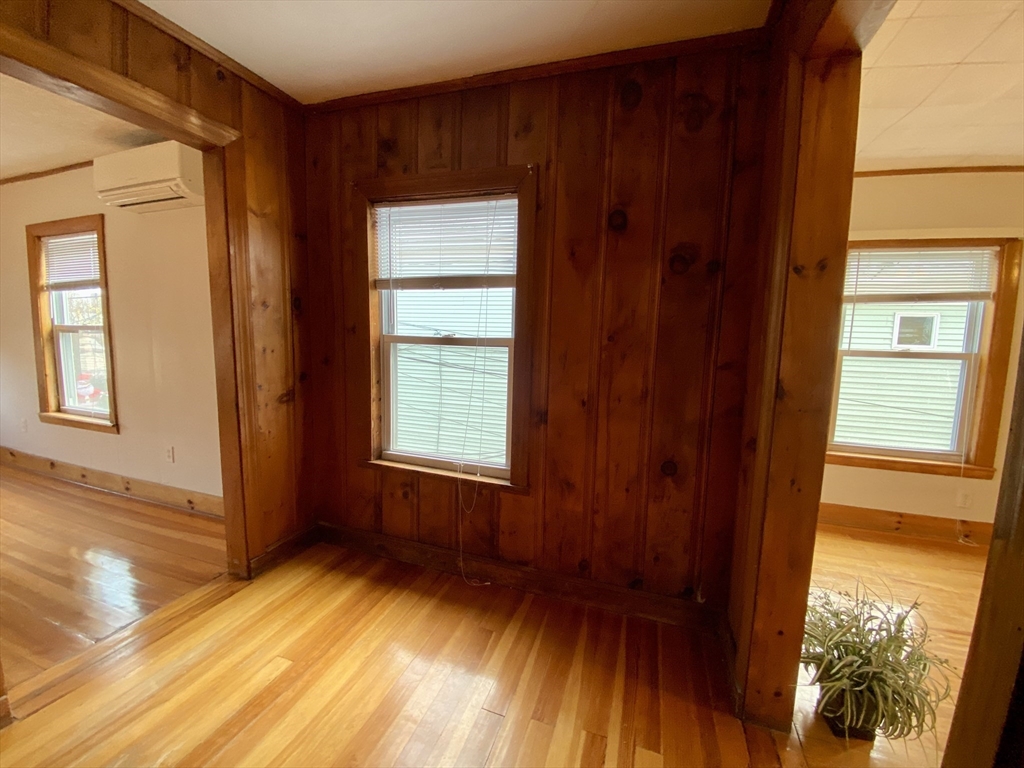 20 Webster Ave # 2
