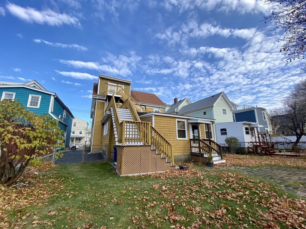 20 Webster Ave # 2