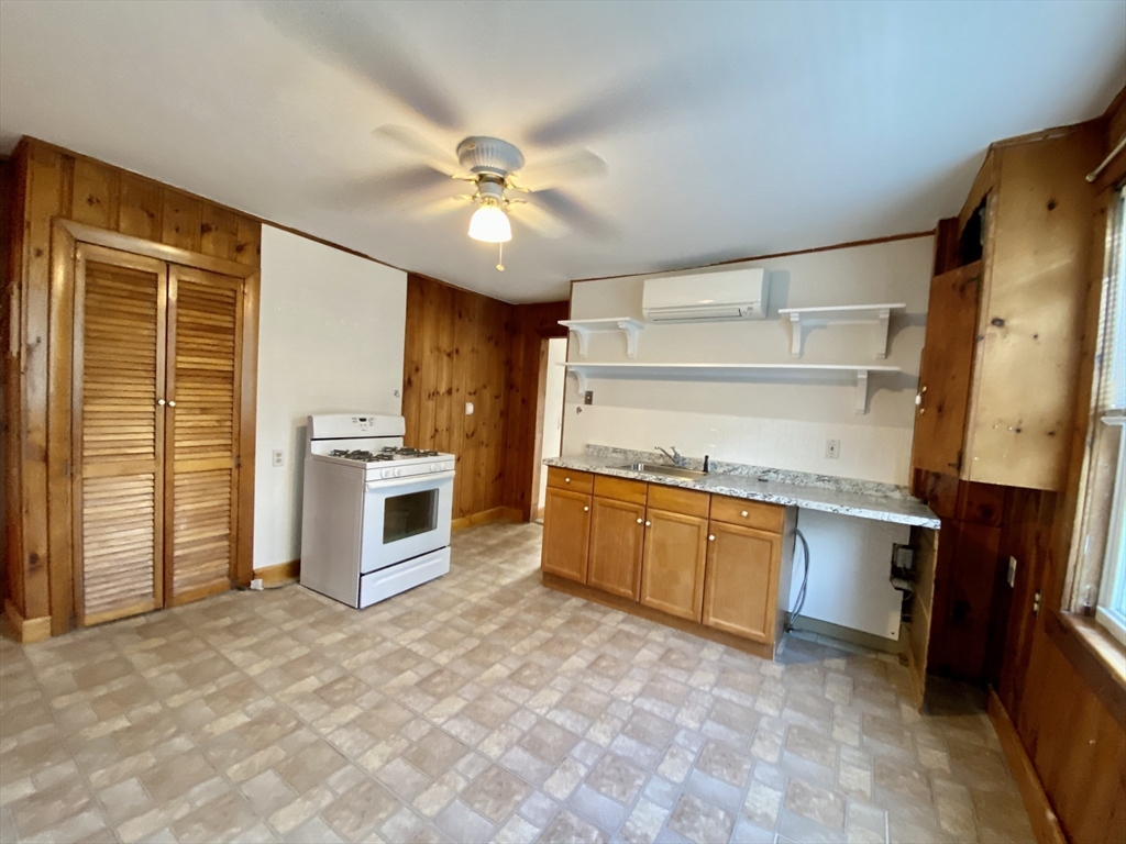 20 Webster Ave # 2