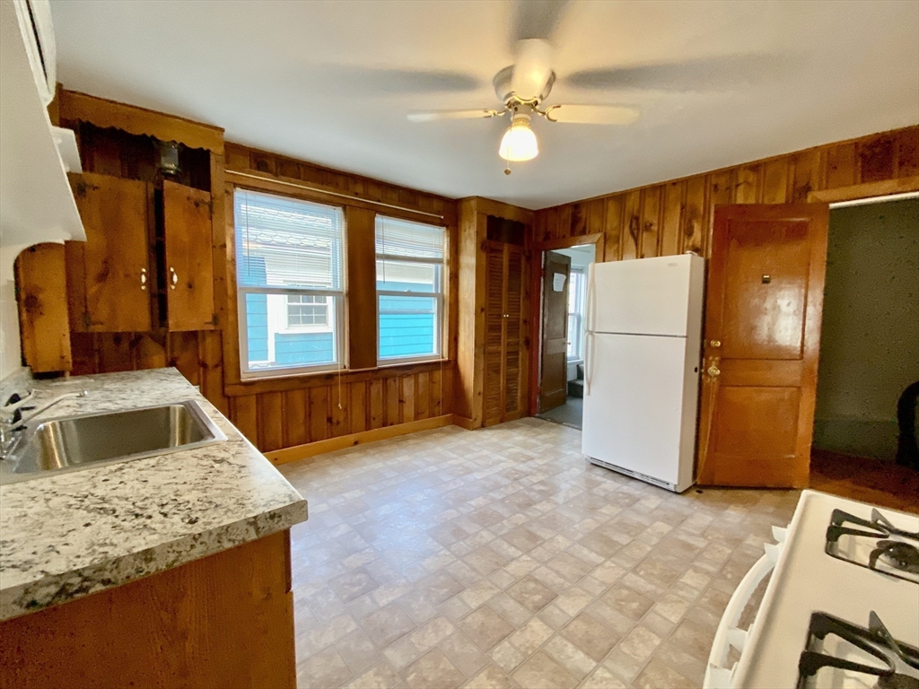 20 Webster Ave # 2