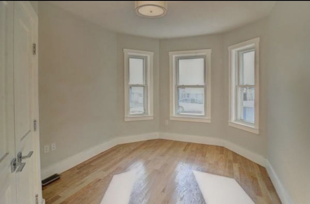 70 Wordsworth St # 1
