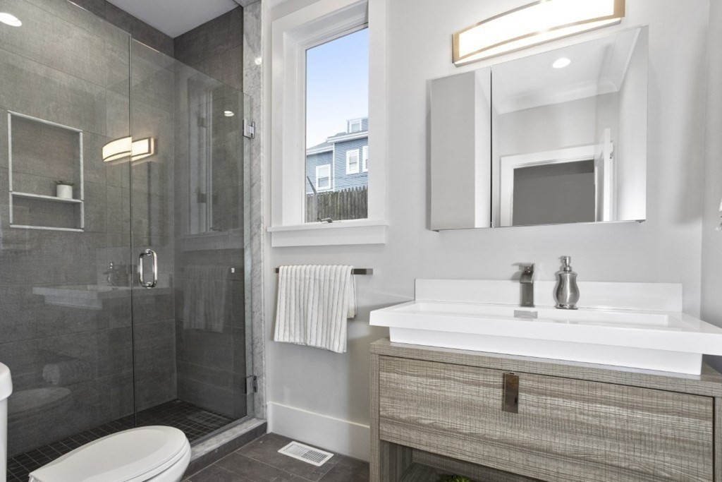10 Grant Street # 1