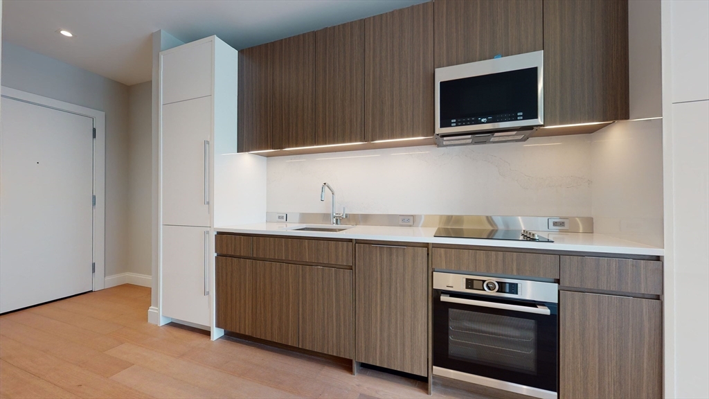 100 Shawmut Ave # 413