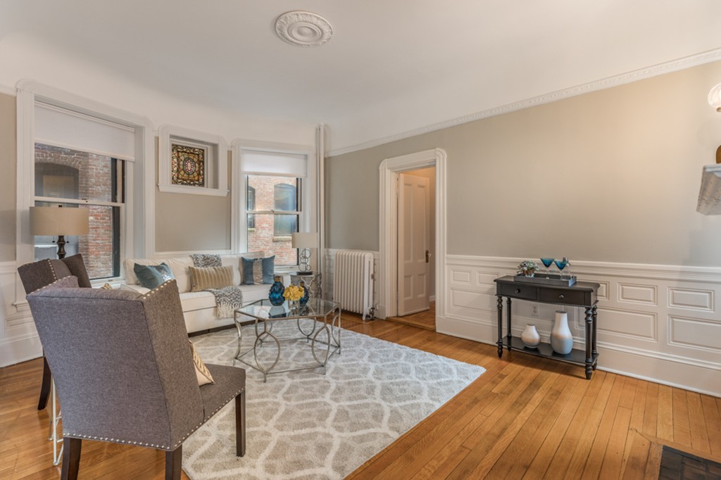 293 Commonwealth Ave. # 1F