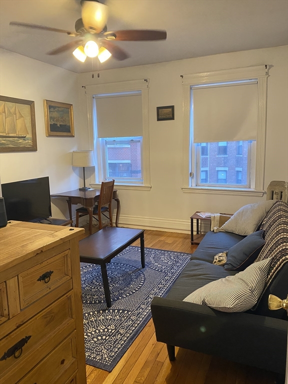 35 Queensberry St. # 10