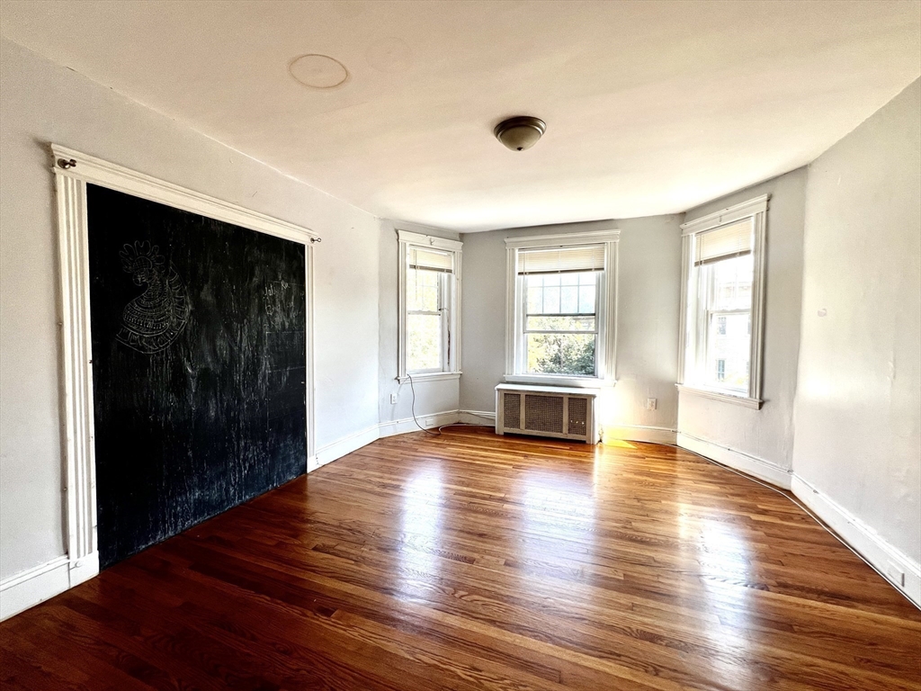 76 Babcock Street # 3