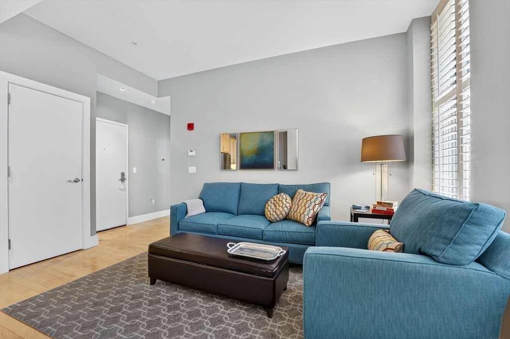 70 Lincoln Street # L414