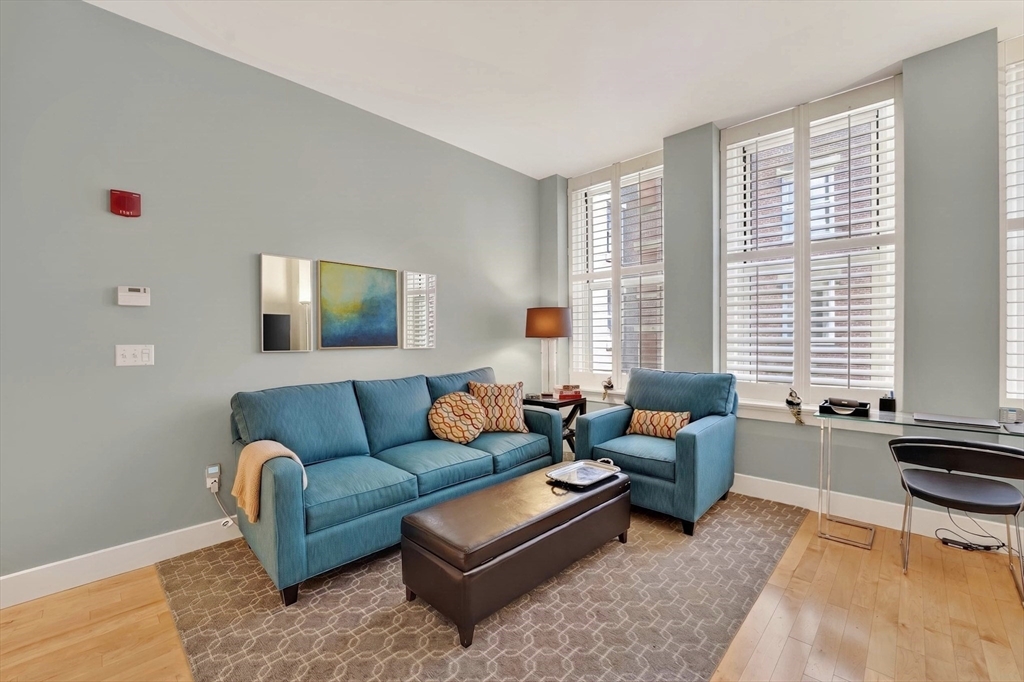 70 Lincoln Street # L414