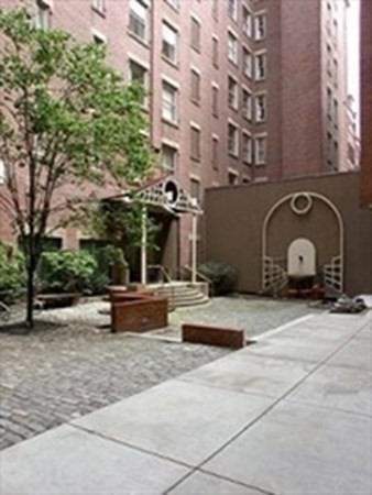 70 Lincoln Street # L414