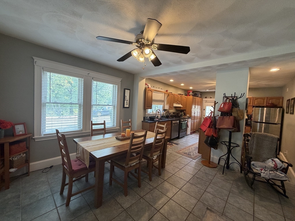 23 Derby Rd # 1