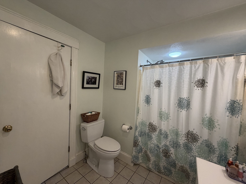 23 Derby Rd # 1