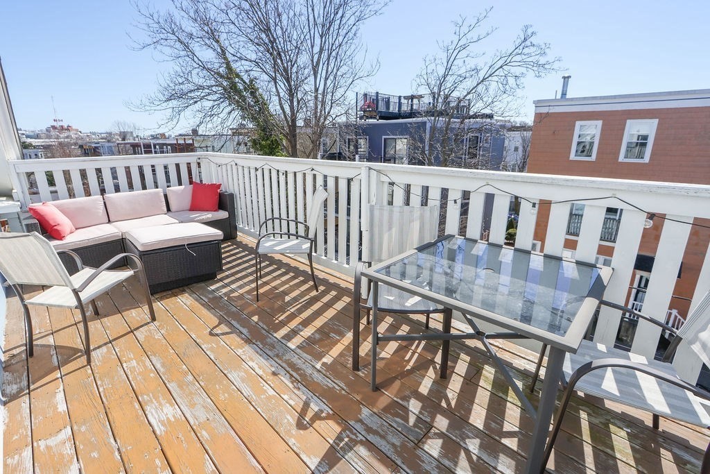 57 Harbor View # 3