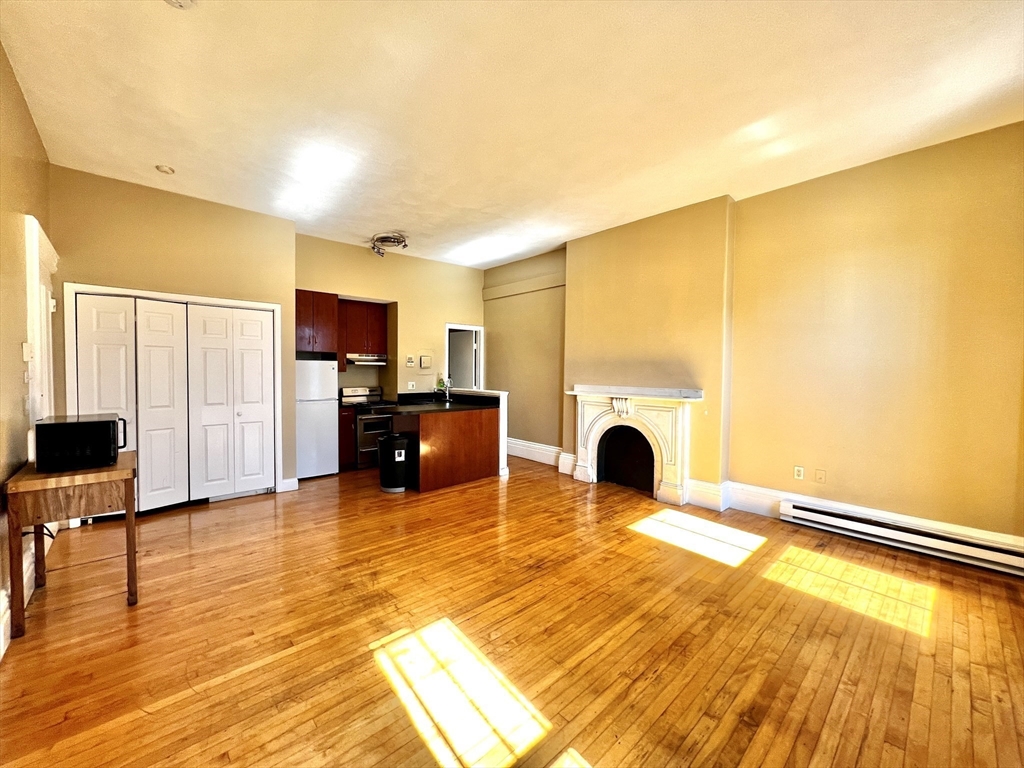 703 Massachusetts Ave # 16