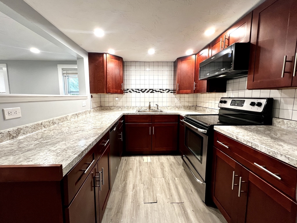 572 Main Street # B