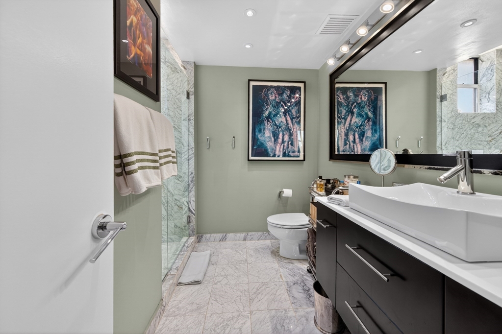567 Tremont # 32