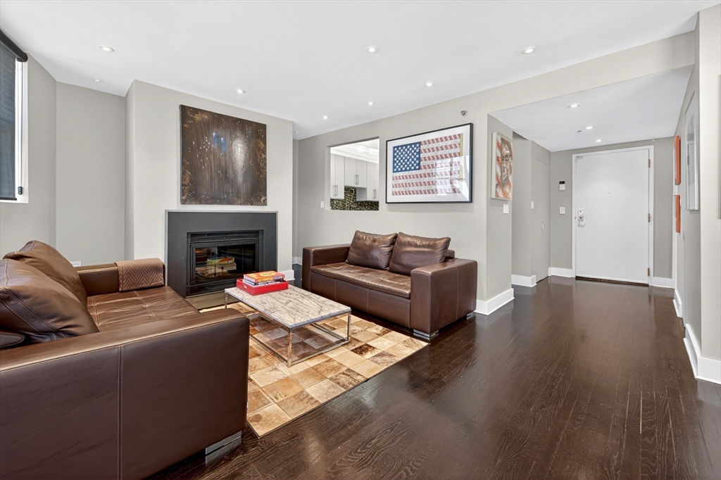 567 Tremont # 32