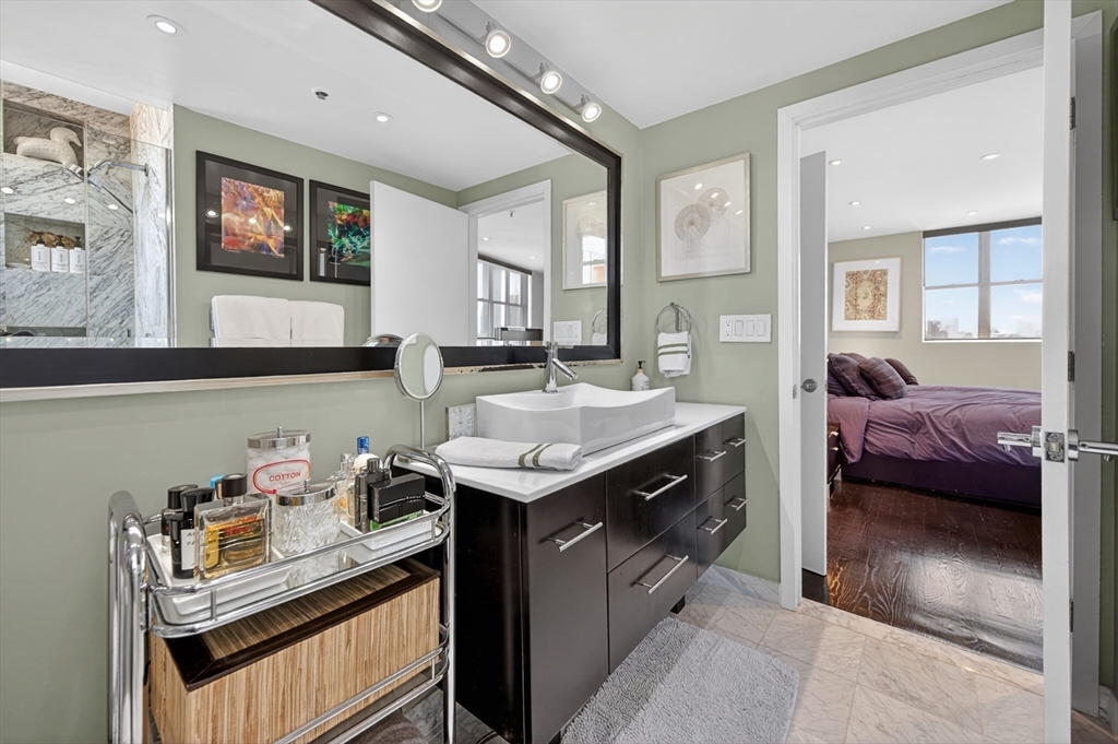 567 Tremont # 32