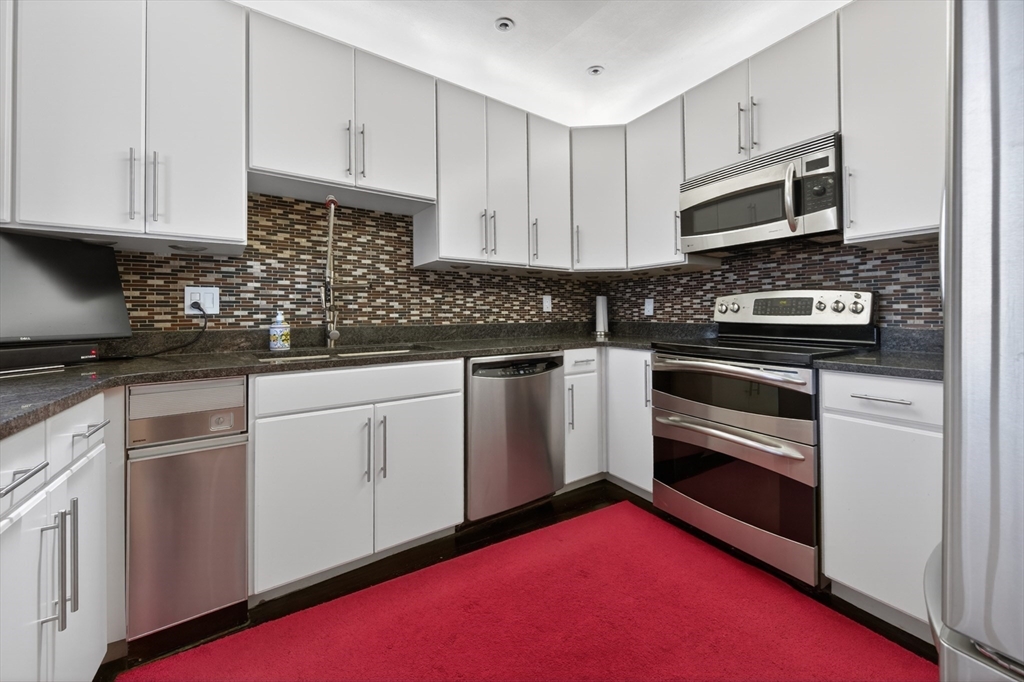 567 Tremont # 32
