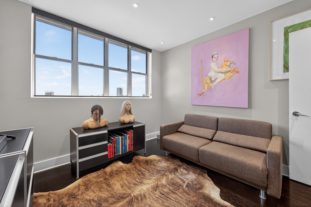 567 Tremont # 32