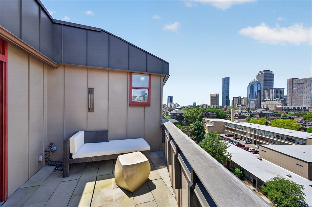 567 Tremont # 32