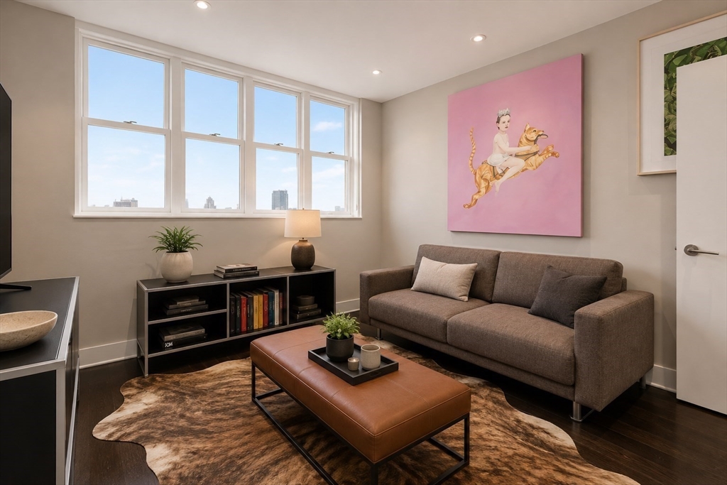 567 Tremont # 32