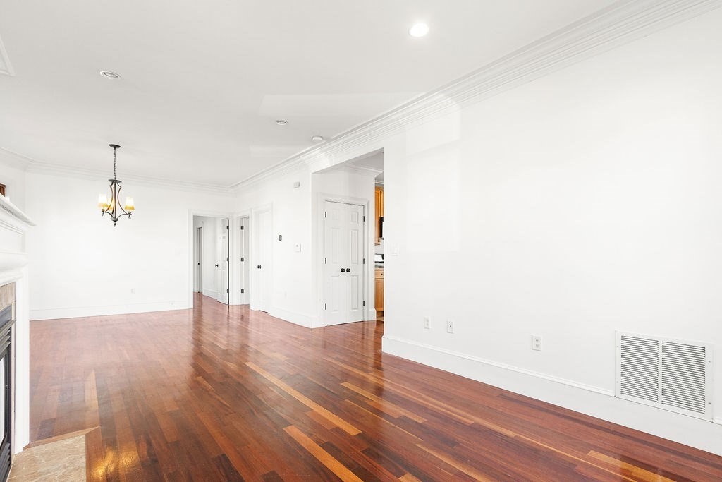 21 Cawfield St. # 1