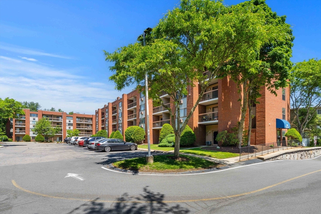 4975 Washington Street # 207
