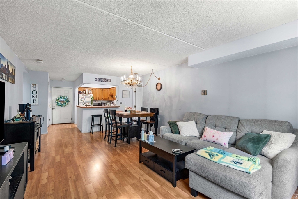4975 Washington Street # 207