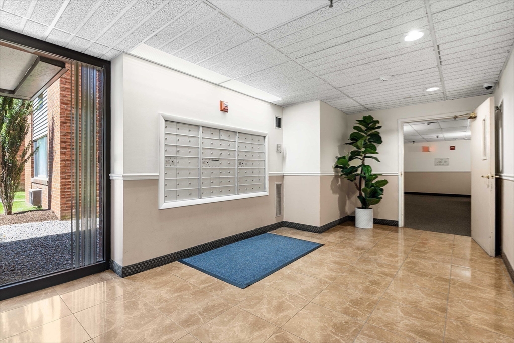 4975 Washington Street # 207