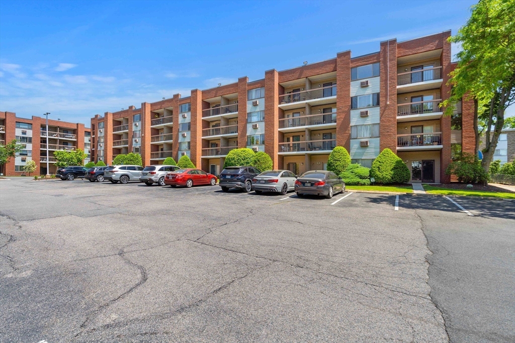 4975 Washington Street # 207