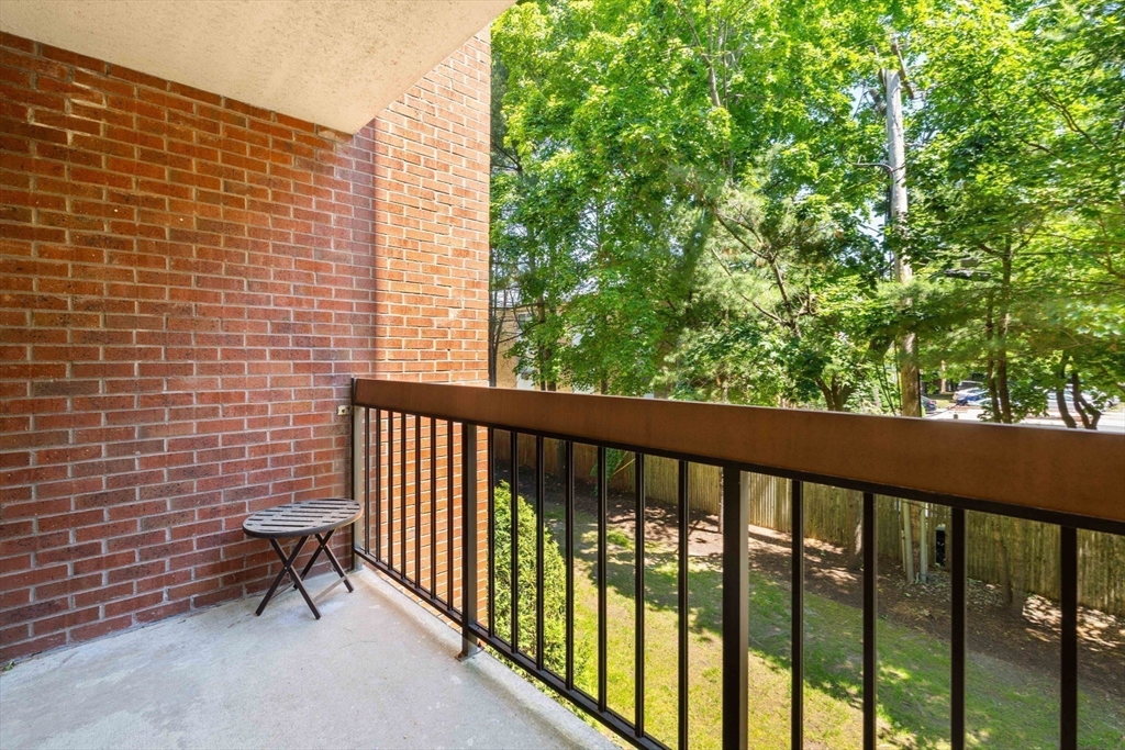 4975 Washington Street # 207