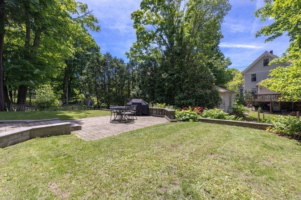 9 Spring Hill Road