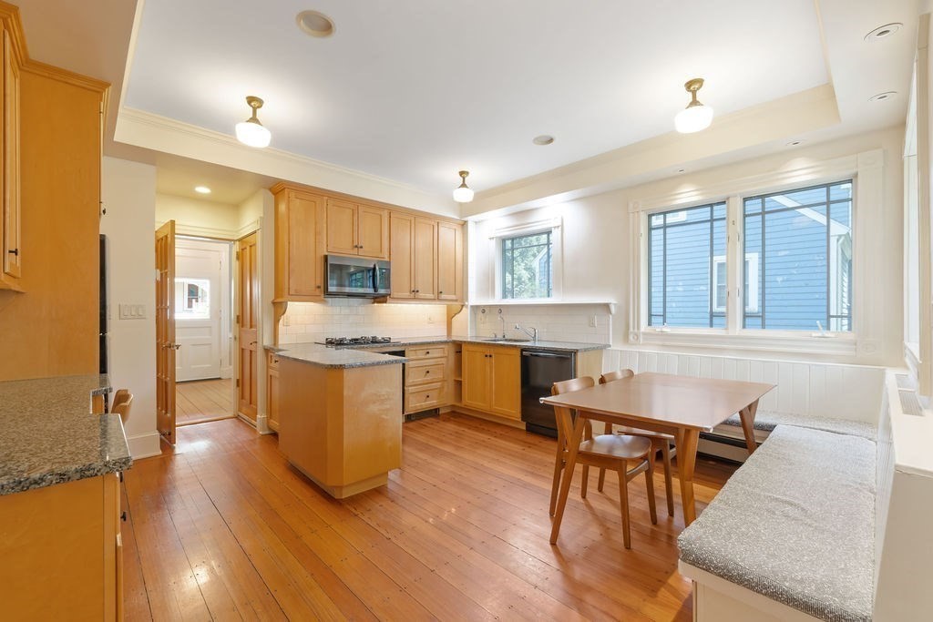 9 Spring Hill Road