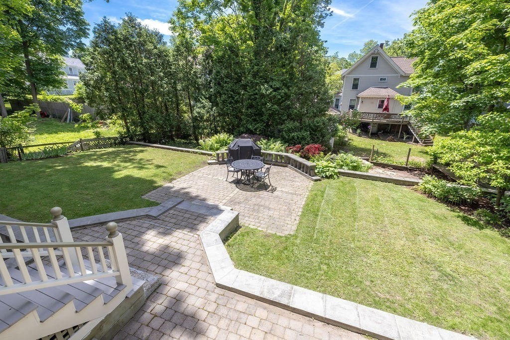 9 Spring Hill Road